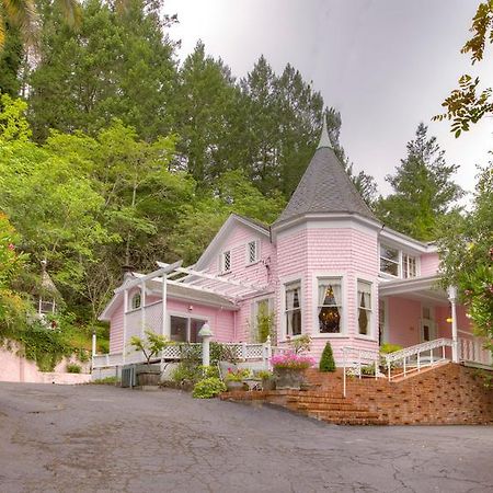 칼리스토가 The Pink Mansion B&B 외부 사진
